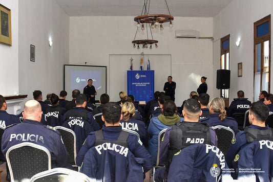 POLICÍAS PARTICIPARON DE TALLERES SOBRE EL ABORDAJE DE CASOS DE VIOLENCIA DOMÉSTICA
